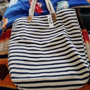 New w tags summer and rose tote